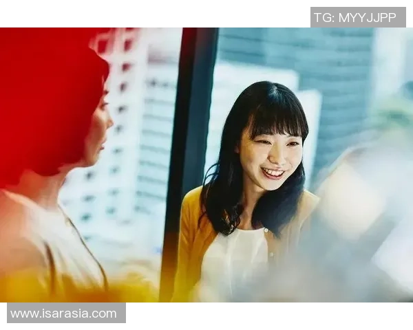 聚焦足球巨星妻子多重身份揭秘她们的职业人生与独立魅力