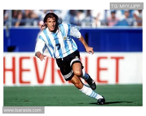 足球巨星因严重伤病无缘关键赛事球队前景再度陷入巨大考验